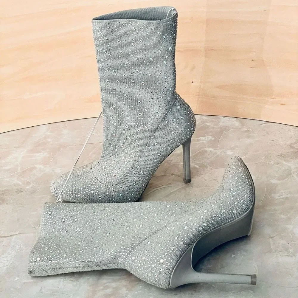 NWT Metropolitan View 10 Karra Rhinestone Sparkly Silver Ankle Stretch Booties